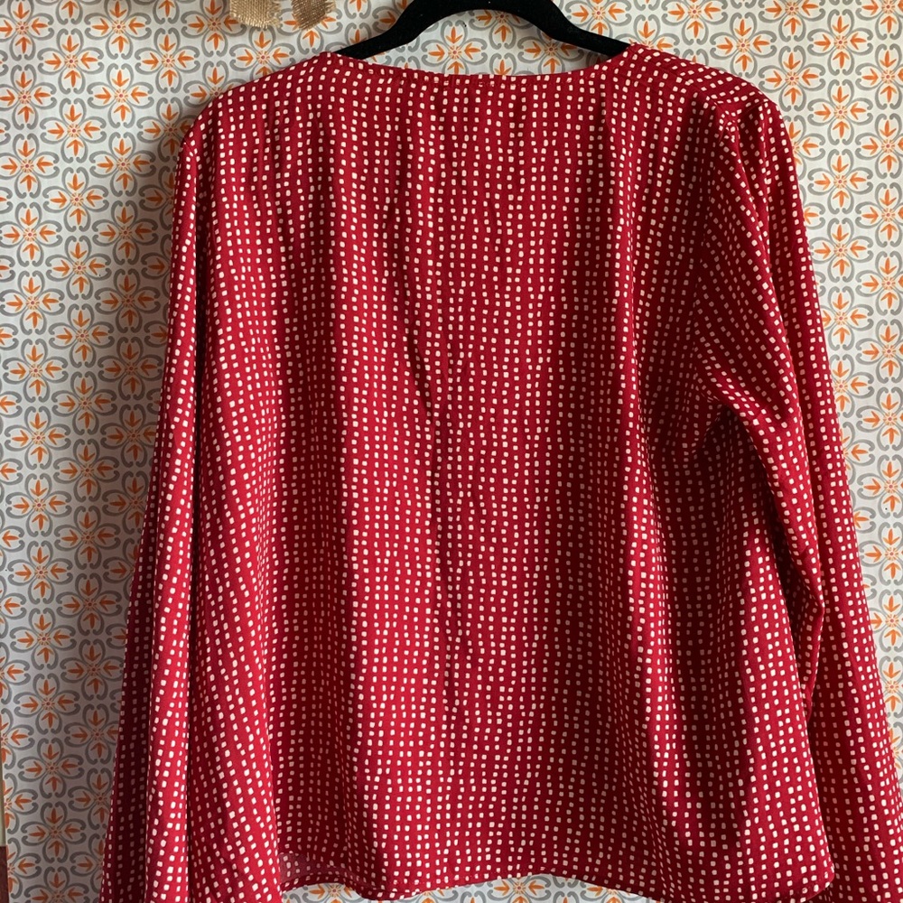 Forever 21 Red Polka Dot Shirt - Picture 3 of 3